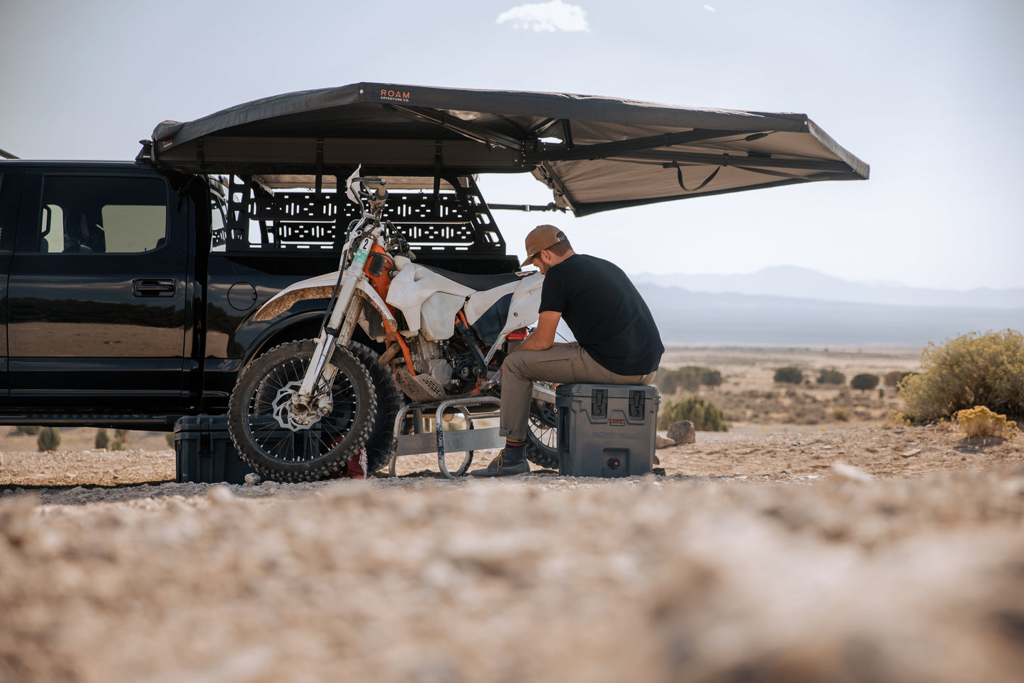 Roam ARC 270 Awning