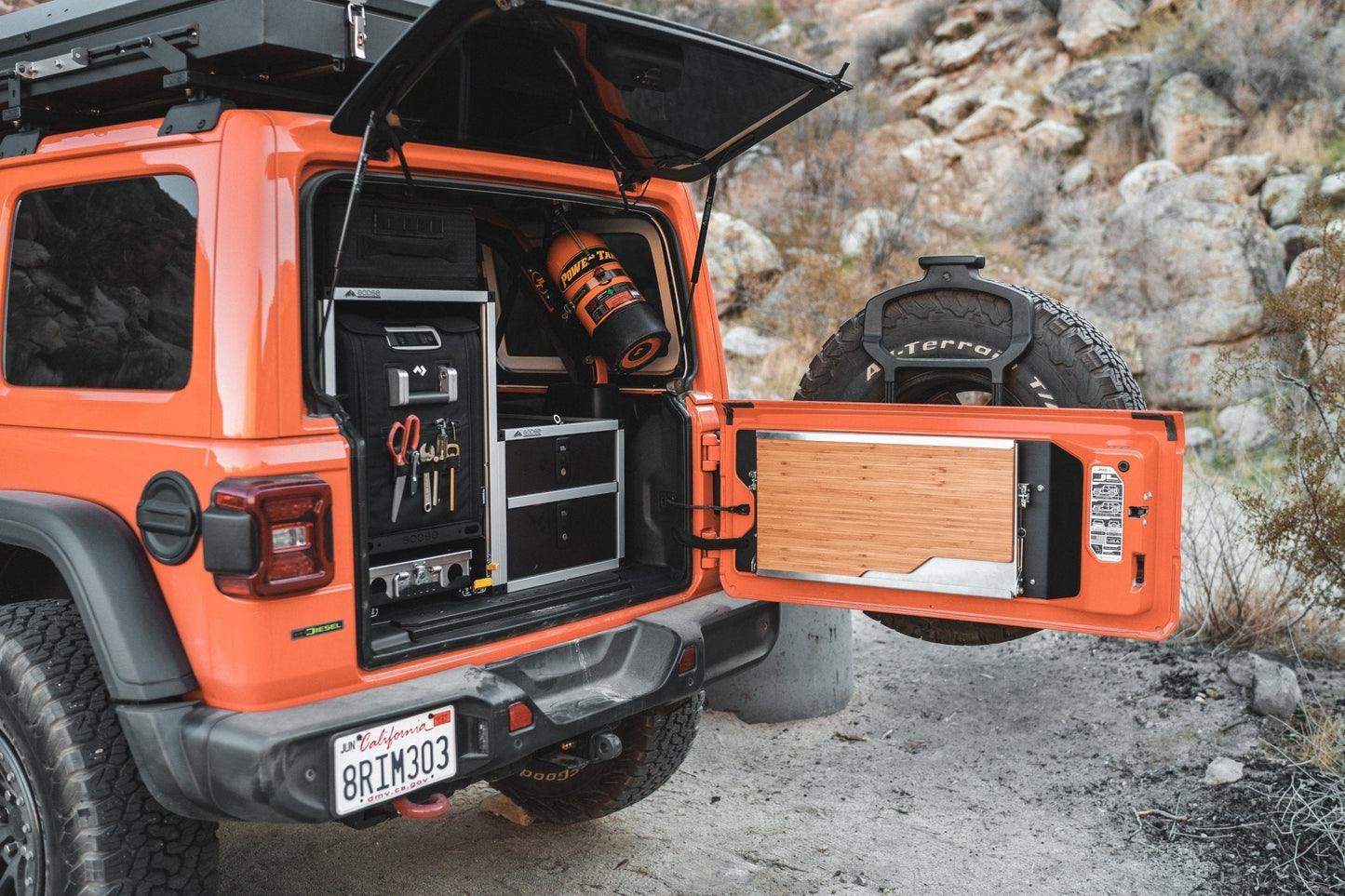 Jeep Wrangler 2018-Present JL / JLU - Goose Gear Tailgate Table