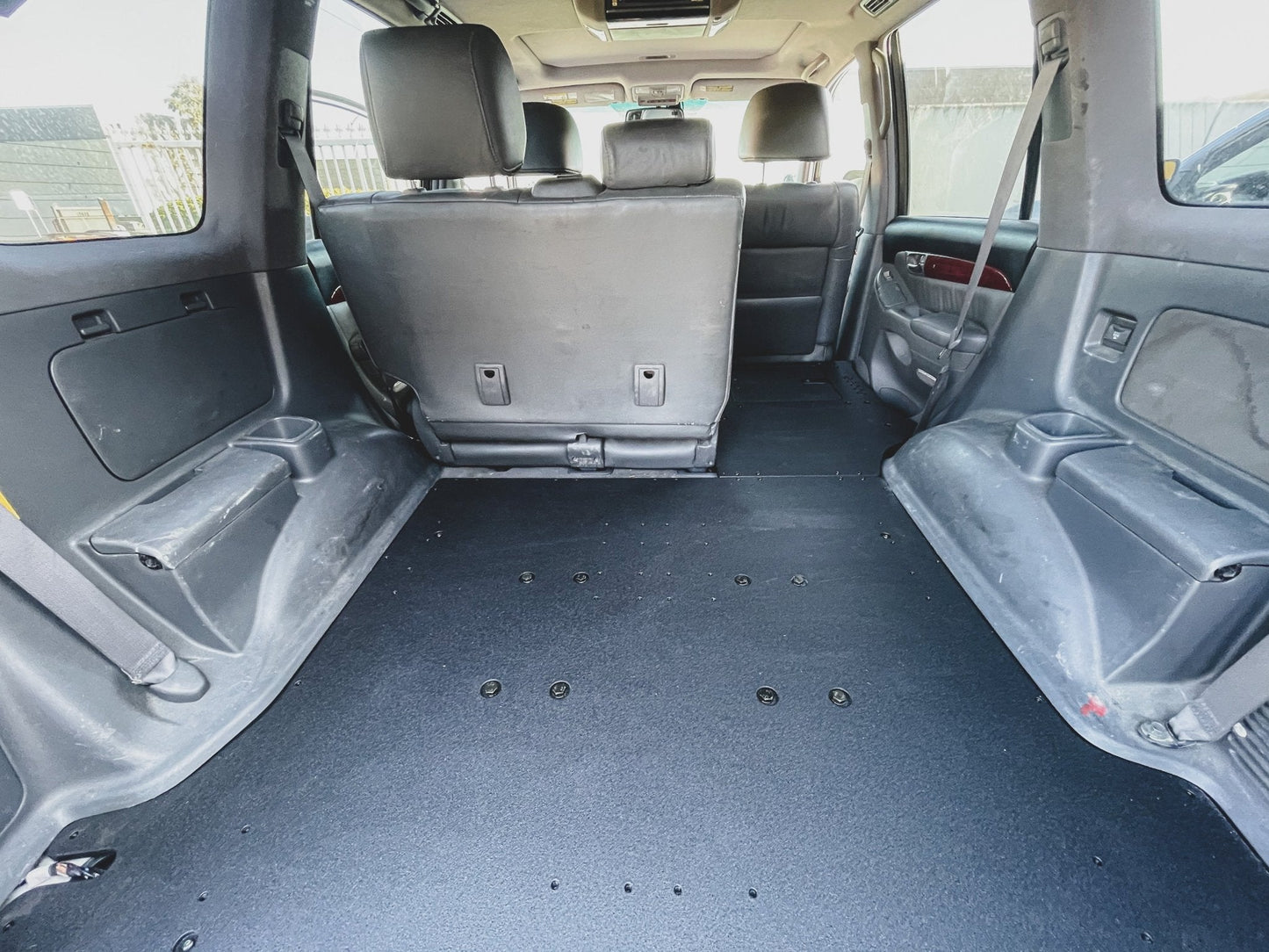 Lexus GX470 2002-2009 - Second Row Seat Delete Plate System