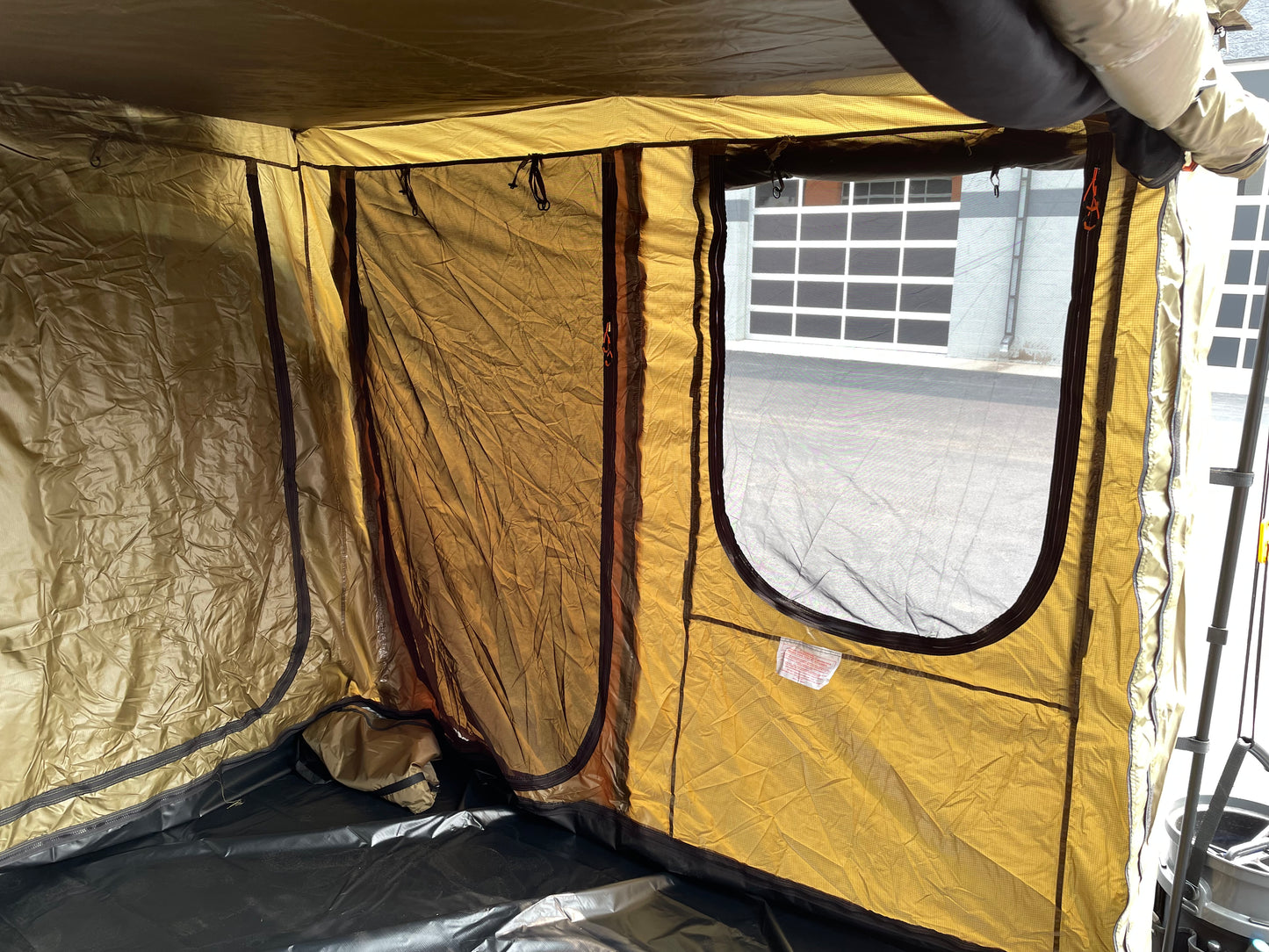 23Zero Bushman Awning Room