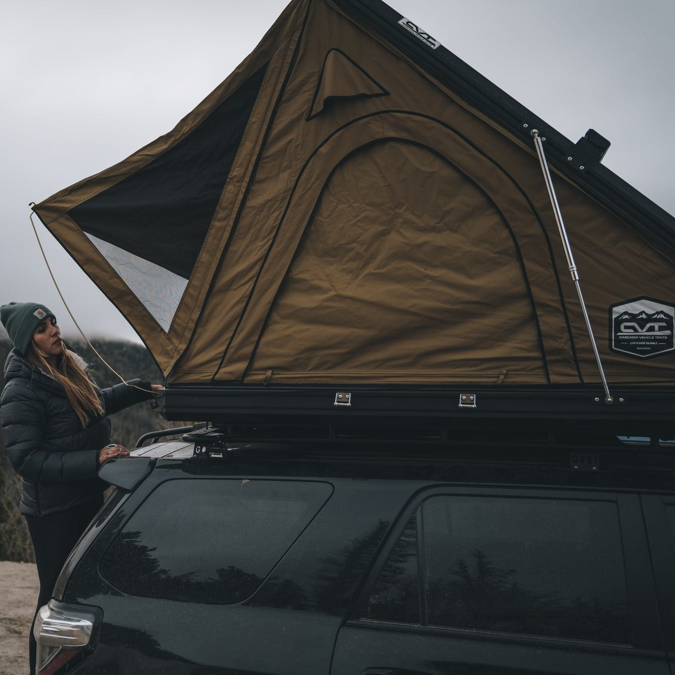 CVT Mt. Hood Aluminum Hardshell Rooftop Tent